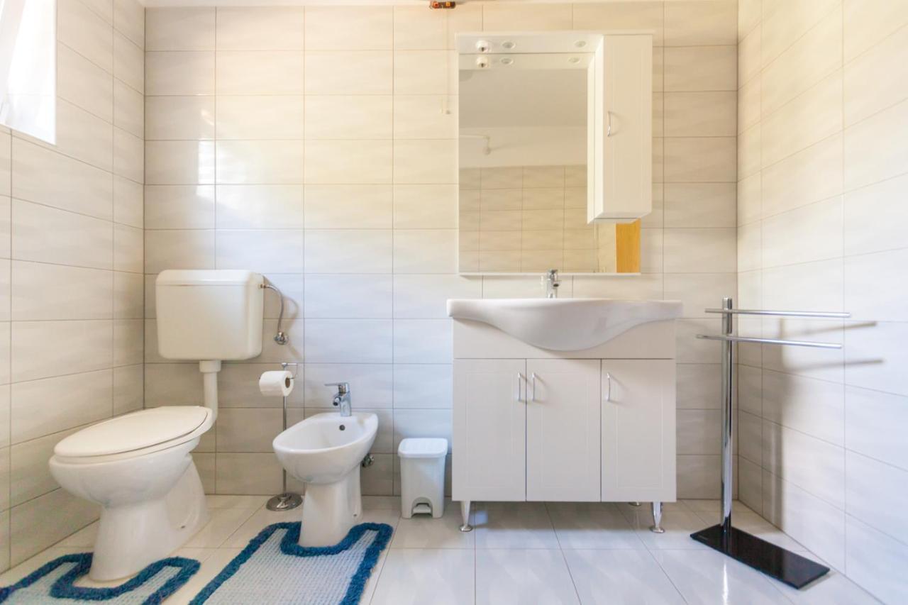 מאלינסקה Apartment Maria מראה חיצוני תמונה