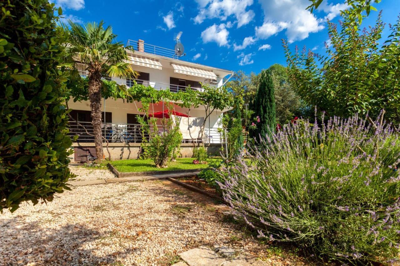 מאלינסקה Apartment Maria מראה חיצוני תמונה